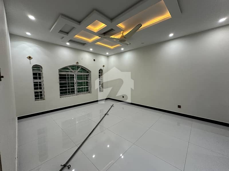 7 Maral upper portion for rent 7 Maral upper portion for rent