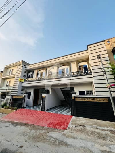 Buy A Prime Location House Of 5 Marla In Airport Housing Society - Sector 4