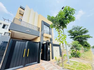 5 MARLA BRAND NEW HOUSE FOR SALE