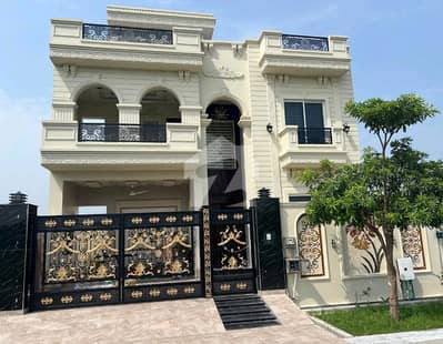 Spacious Prime Location House Is Available In Royal Palm City For Sale