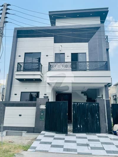 5 Marla Brand New House For Sale
