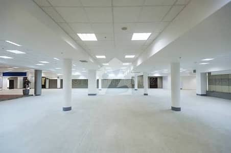 1 Kanal Commercial Floor Hall Super Hot Location Best for Multinational, Companies, Brand, Cooperative office Available For Rent in Johar Town