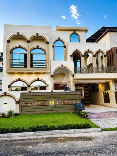 10 Marla Ultra Morden Elevation House With Registry For Sale| Prime Location| Bahria Town 10 Marla Ultra Morden Elevation House With Registry For Sale| Prime Location| Bahria Town