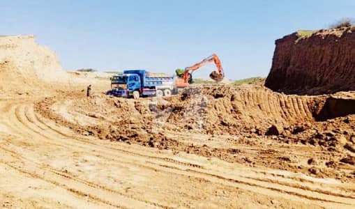 Near Main Road 14 Marla Plot For Sale F-14 Islamabad