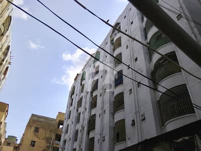 گلستانِِ جوہر ۔ بلاک 13 گلستانِ جوہر,کراچی میں 2 کمروں کا 4 مرلہ فلیٹ 80.0 لاکھ میں برائے فروخت۔ گلستانِِ جوہر ۔ بلاک 13 گلستانِ جوہر,کراچی میں 2 کمروں کا 4 مرلہ فلیٹ 80.0 لاکھ میں برائے فروخت۔