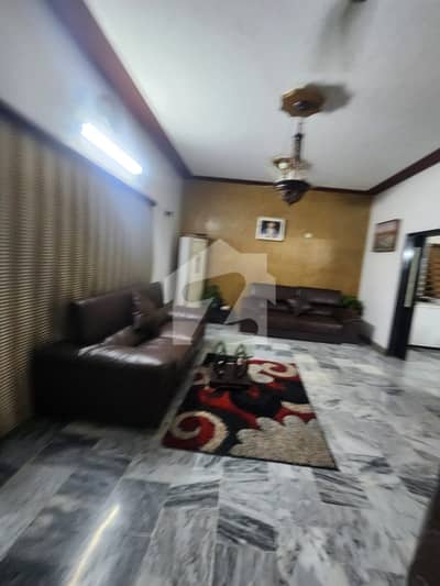 Excellent Condition 300 Yards Independent Bungalow For Sale Dha Phase 4 Near Masjid Excellent Condition 300 Yards Independent Bungalow For Sale Dha Phase 4 Near Masjid