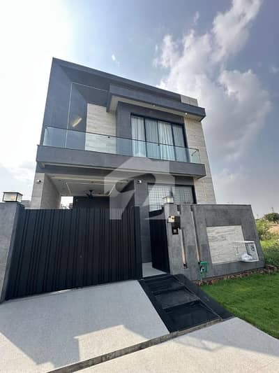 5 Marla Fully Furnished House For Rent In DHA 9 Town