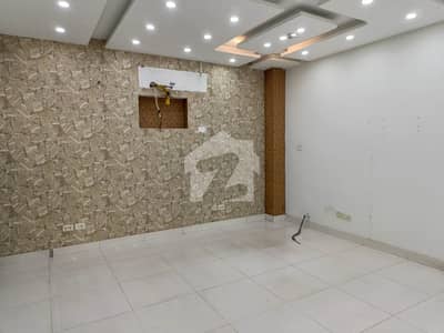 4 MARLA FLOOR FOR RENT IN MAIN ROAD OF DHA PHASE 6
