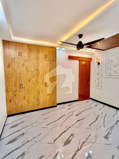 5 Marla Full House for Rent in Park View City Lahore