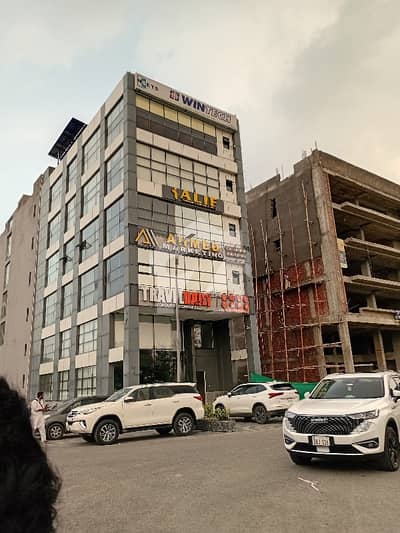 8 Marla Ground Floor Available For Rent