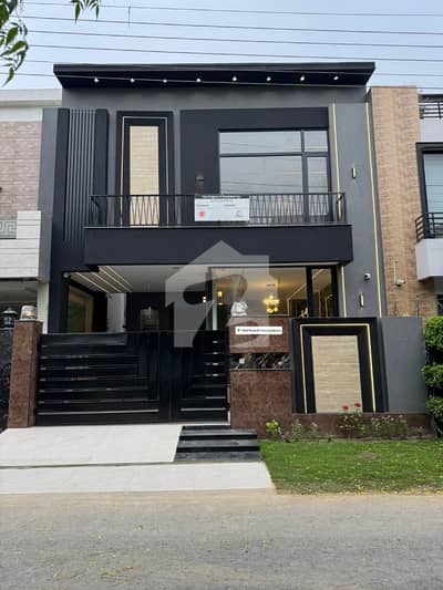 5 Marla Brand New Ultra Modern Design House For Sale In Dha Rahber
