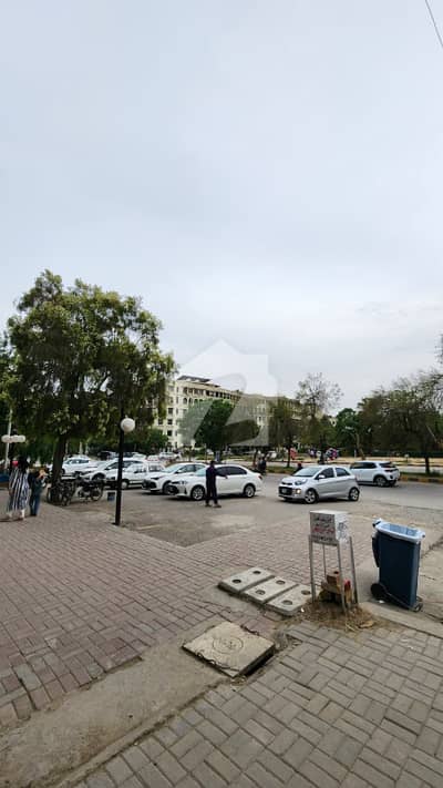 ایف ۔ 10 مرکز ایف ۔ 10,اسلام آباد میں 6 مرلہ دکان 5.0 لاکھ میں کرایہ پر دستیاب ہے۔