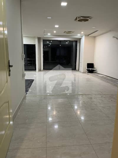 Office Space 1200 For Rent On 4th Floor Business Square, Gulberg Greens Islamabad