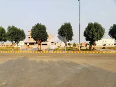 10 Marla Plot On Ferozepur Road