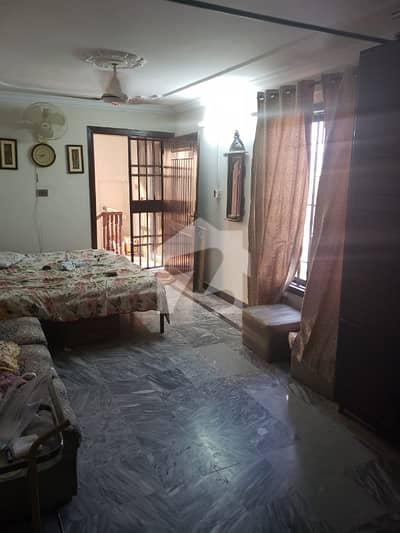 35x70 Upper Portion For Rent In G-13