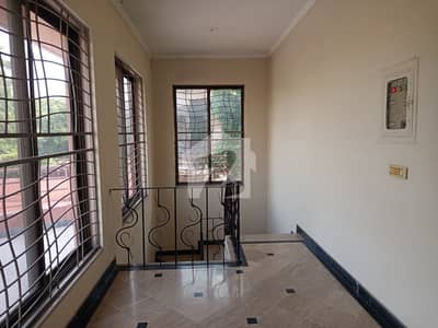 1 Kanal Upper Portion Is Available For Rent In Dha Phase 4 Near Nadra Office DD Block