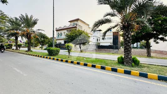 Ideal Location 10 Marla Plot for Sale in Crystal Block, Park View City, Lahore