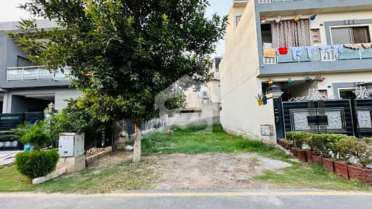 5 Marla Plot for Sale in Tulip Overseas Block, Park View City Lahore 5 Marla Plot for Sale in Tulip Overseas Block, Park View City Lahore