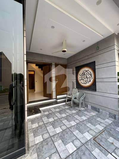 5 Marla Brand New Jinnah Modern House for Sale Sector E, Bahria Town Lahore 5 Marla Brand New Jinnah Modern House for Sale Sector E, Bahria Town Lahore