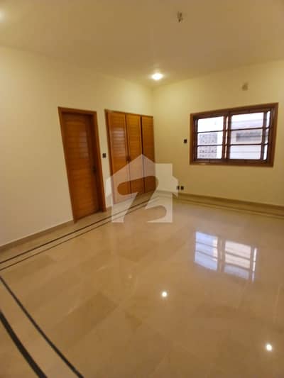 500 Square Yards Luxury Bungalow For Rent Khayaban-E-Qasim, DHA Phase 8