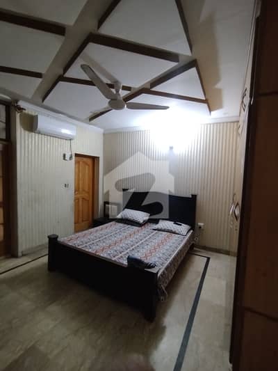5 Marla Corner & Boulevard Ground Portion For Rent | 2 Bed | Separate Parking | Separate Meters | Prime Location