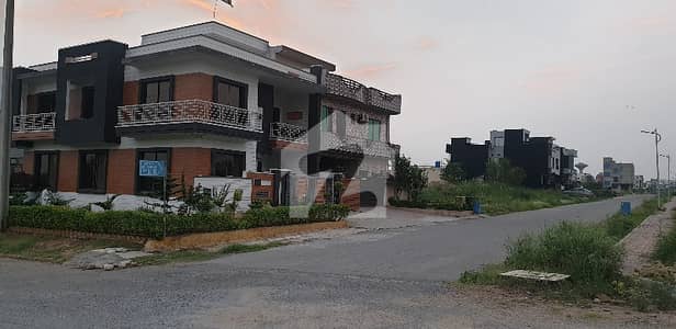 Ground Portion Corner Available For Rent Solar Installed half Electricity FREE
