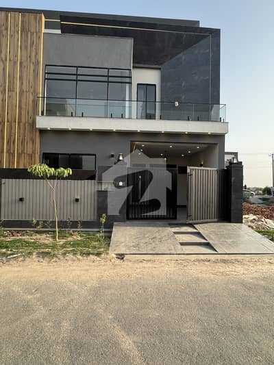 5 Marla modern house in buch villas manik block for sale 5 Marla modern house in buch villas manik block for sale