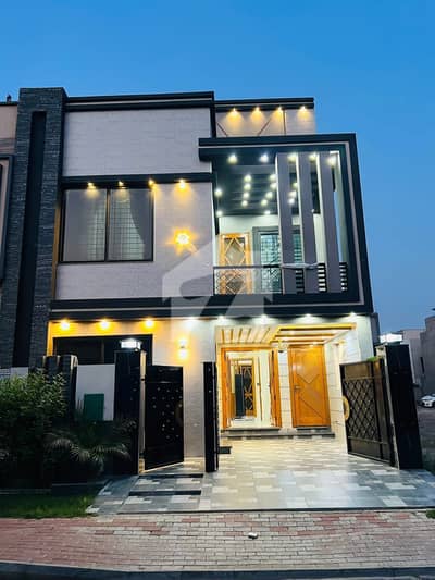 Prime Location 5 Marla Residential House For Sale AA Block, Sector D, Bahria Town Lahore