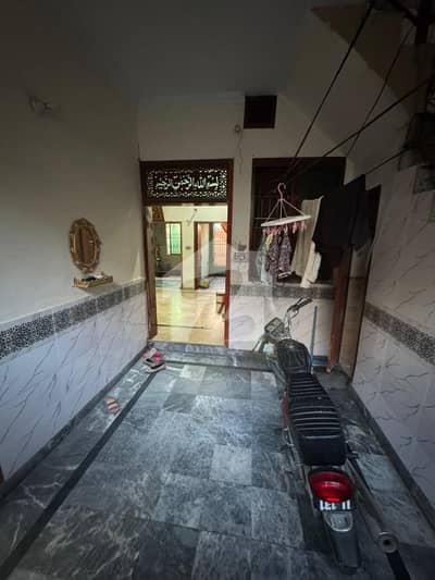 مرغزار آفیسرز کالونی لاہور میں 5 کمروں کا 5 مرلہ مکان 2.1 کروڑ میں برائے فروخت۔