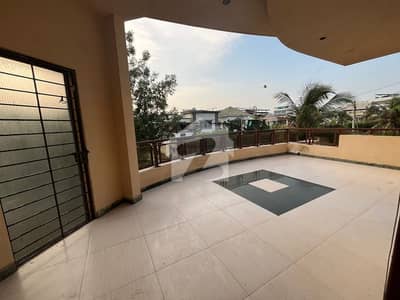 500 YARDS BUNGALOW FOR RENT IN DHA PHASE 6 NEAR SABA AVENUE.