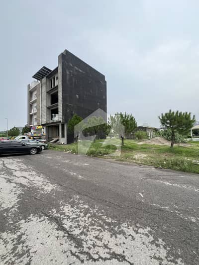5 Marla Prime Commercial Plot for Sale 5 Marla Prime Commercial Plot for Sale