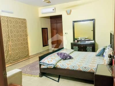 FOR SALE: SPACIOUS 500 SQ YD 2+3 BEDROOM BUNGALOW DHA PHASE 8, KARACHI