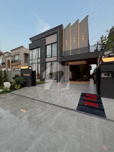 1 kanal Modern House for Rent Hot location Reasonable in the Market
