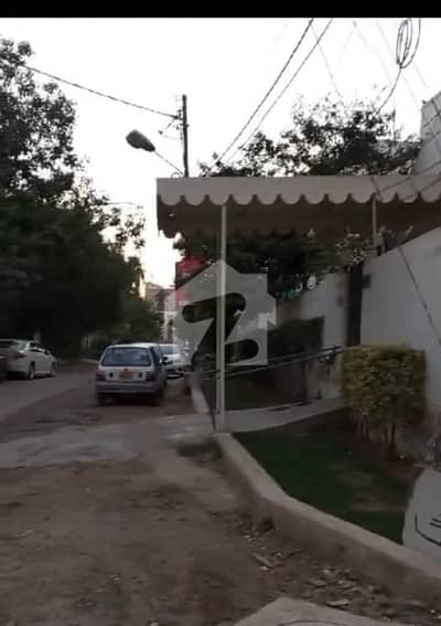 3 Side Corner Bungalow Next to Shahre e Faisal