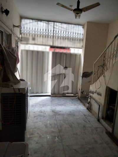 2.65 MARLA DOUBLE STOREY INDEPENDENT CORNER HOUSE AVAILABLE FOR RENT FOR SMART FAMILY