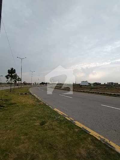 40x80 Level Plot On Prime Location For Sale In G-14/3 Islamabad