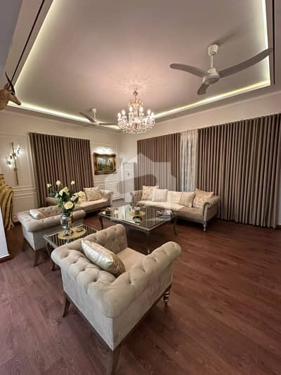 Deal With Direct Owner 600 Square Yards House In Cantt For Sale At Good Location