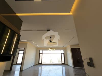 Prime Location DHA Phase 8 500 Square Yards House Up For Sale