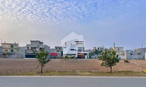 Good Prime Location 5 Marla Residential Plot For sale In Park View City - Crystal Block Good Prime Location 5 Marla Residential Plot For sale In Park View City - Crystal Block