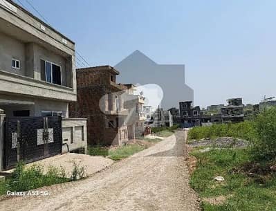 5 Marla Plot For Sale In I-11