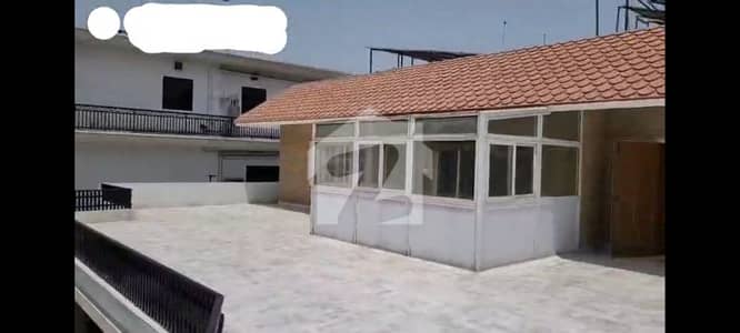 2 Kanal House Located Near Murree Beverley Area