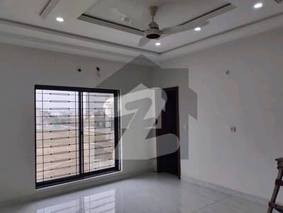 5 Marla House Available For Rent In Bahria Town - Sector E