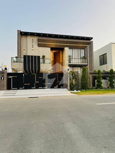 ڈی ایچ اے فیز 1 ۔ سیکٹر ایم ڈی ایچ اے فیز 1,ڈی ایچ اے ڈیفینس,ملتان میں 6 کمروں کا 1 کنال مکان 8.9 کروڑ میں برائے فروخت۔ ڈی ایچ اے فیز 1 ۔ سیکٹر ایم ڈی ایچ اے فیز 1,ڈی ایچ اے ڈیفینس,ملتان میں 6 کمروں کا 1 کنال مکان 8.9 کروڑ میں برائے فروخت۔