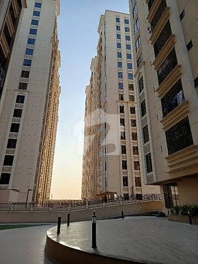 Flat In Chapal Courtyard Sized 950 Square Feet Is Available
