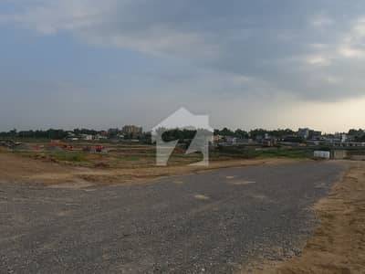 Cornor  50/90 = 20 Marla Plot For Sale In F-14/2 Islamabad