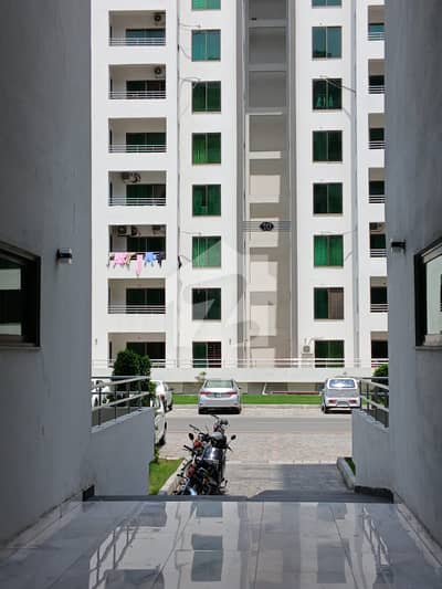 Brand New 4 Bed Apartment Availabale for Sale in Askari 12 Lahore