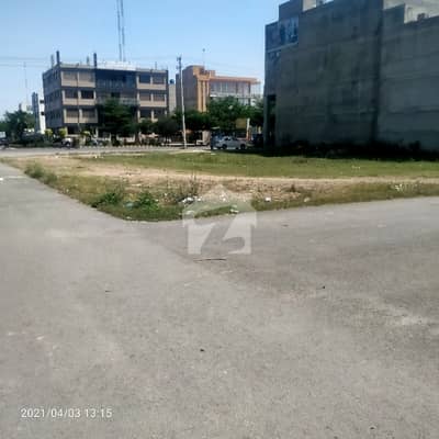 8 Marla Commercial Plot For Sale In Paragon City Lahore