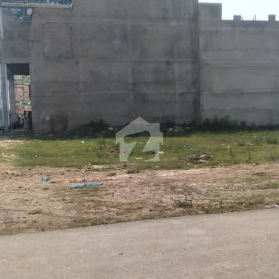 8 Marla Commercial Plot For Sale In Paragon City Lahore
