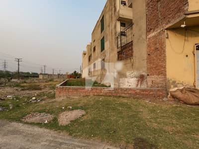 1384 Square Feet Residential Plot For Sale In The Perfect Location Of Sabzazar Scheme - Block J