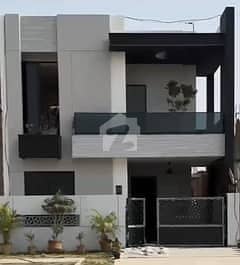 پریمیم ہومز ڈی ایچ اے ڈیفینس,ملتان میں 3 کمروں کا 6 مرلہ مکان 2.6 کروڑ میں برائے فروخت۔ پریمیم ہومز ڈی ایچ اے ڈیفینس,ملتان میں 3 کمروں کا 6 مرلہ مکان 2.6 کروڑ میں برائے فروخت۔